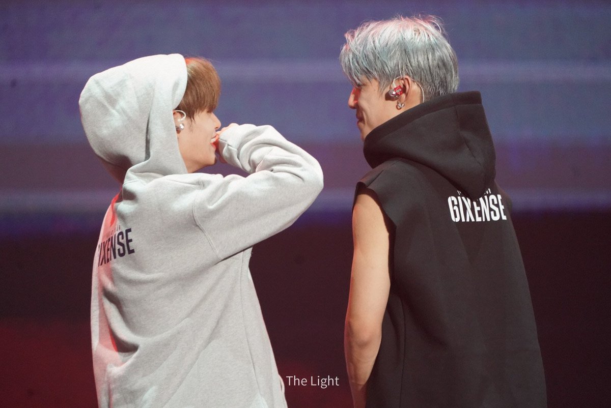 woojin staring at daehwi with 형아미; a threadchamhwi(not in chronological order)