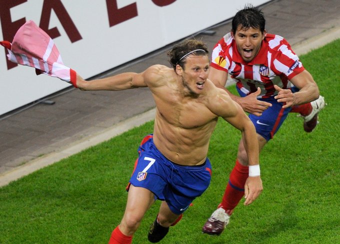 Happy Birthday to Diego Forlan who turns 41 today!  693 games  112 caps  309 goals 8 trophies 