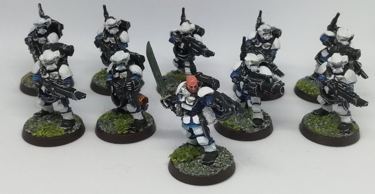 Lastly, but by no means least, are some of my favourite sculpts of all time: (Kasrkin) Inquisitorial Storm Troopers.They now form a nifty little Tempestus Scions force.