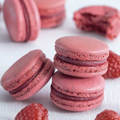 doyoung as raspberry macarons #오늘6시_NCT127_PUNCH  #FinalRoundOutNOW  @NCTsmtown_127