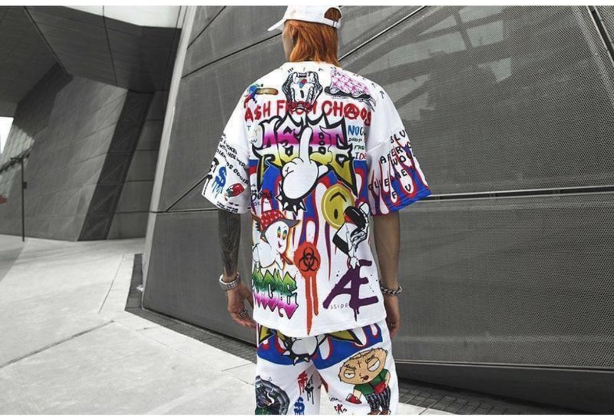 Join us to discuss everything.        facebook.com/groups/letswea… #graffiti #graffitifashion #weargraffiti