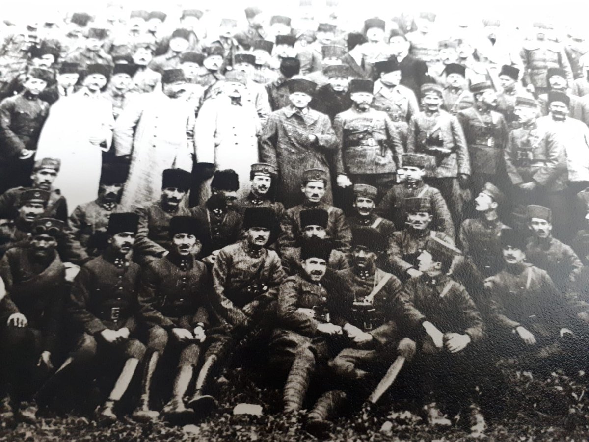 MustafaARI06's tweet photo. #19Mayis1919 #genclikvesporbayrami #kutluolsun #yergokdinlesin 🇹🇷🇹🇷🇹🇷 https://t.co/GIS6dztbnY