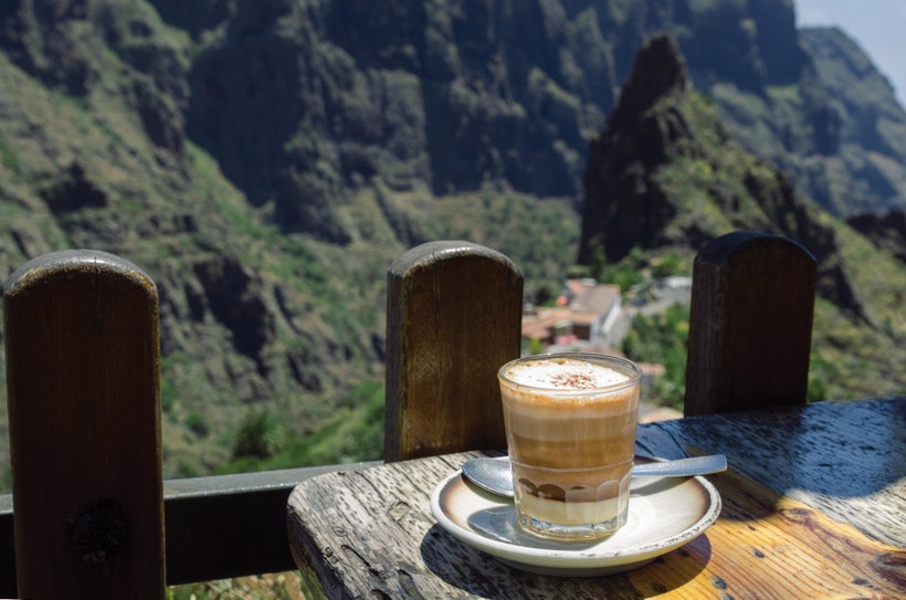 CNTraveler's tweet photo. Here's how to make 15 of the best coffee drinks from around the world: https://t.co/yYqToSiQig https://t.co/u9CXGdvDOC