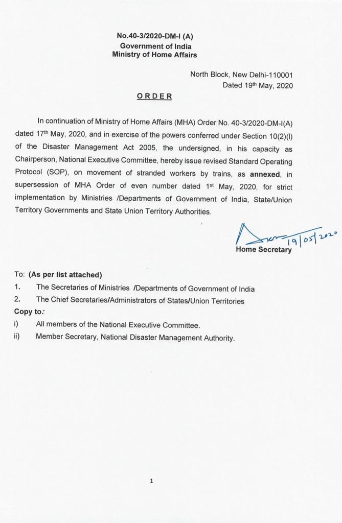 PIBMumbai's tweet photo. Home Ministry issues revised #SOP on Movement of #StrandedWorkers by Trains
Sending States/ UTs, @RailMinIndia will ensure screening of all passengers; only asymptomatic allowed to board
#MigrantLabourers
➡️https://t.co/4OA1UK1UKJ https://t.co/foGG92aXmY