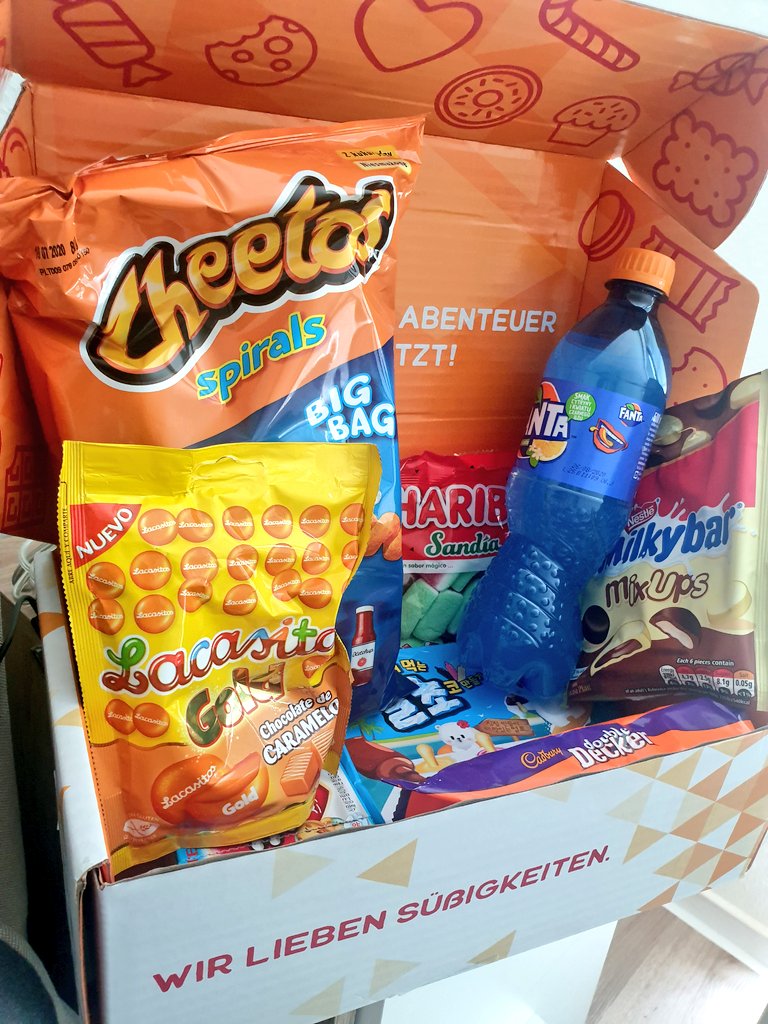 xJeevy's tweet photo. Schon ein wenig addicted! ♡
#vernaschdiewelt
Wollte mal was neues ausprobieren. Jetzt gibt es 3Monate lang immer mal Süßigkeiten aus der Welt 🥰 cheetos haben mich ja schon immer etwas neugierig gemacht #nosponsoring https://t.co/2xyZ8n4ruS