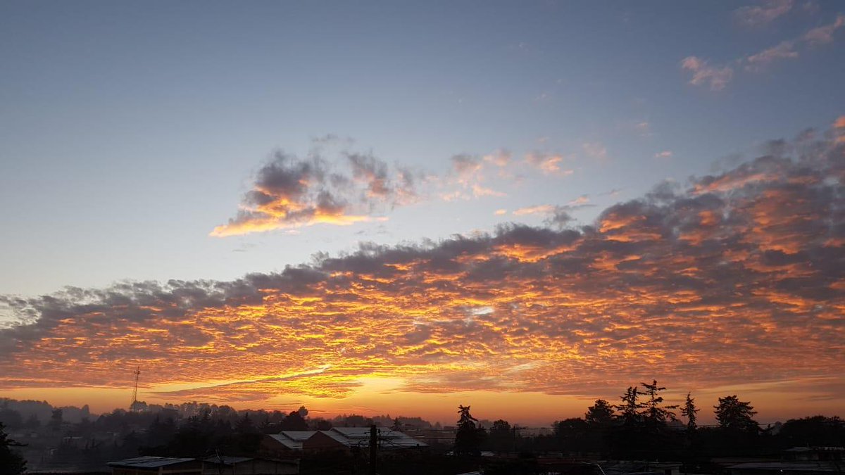 His_Yousi's tweet photo. Si tu supieras como me mueven el cielo y el sol, comprenderías lo que una persona llega a crear en mí. https://t.co/FaCEoaZSzx