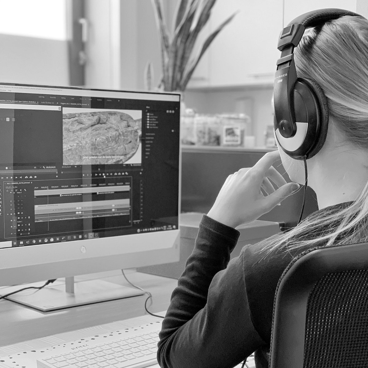 eBirdss's tweet image. Wat leer je zoal tijdens je stage bij eBirds? 
Bo: Ik kan je nu van alles vertellen over de restauratie van lansen en speren 😉

#contentcreatie #socialmedia #verhalen