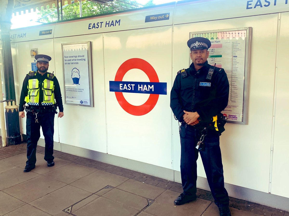 A huge thank you to our officers and staff, working long hours and many in areas they’re not usually based. We’re working together with rail staff to keep the railways safe, focusing on busier stations across the UK. Please help us by avoiding public transport where you can 👍