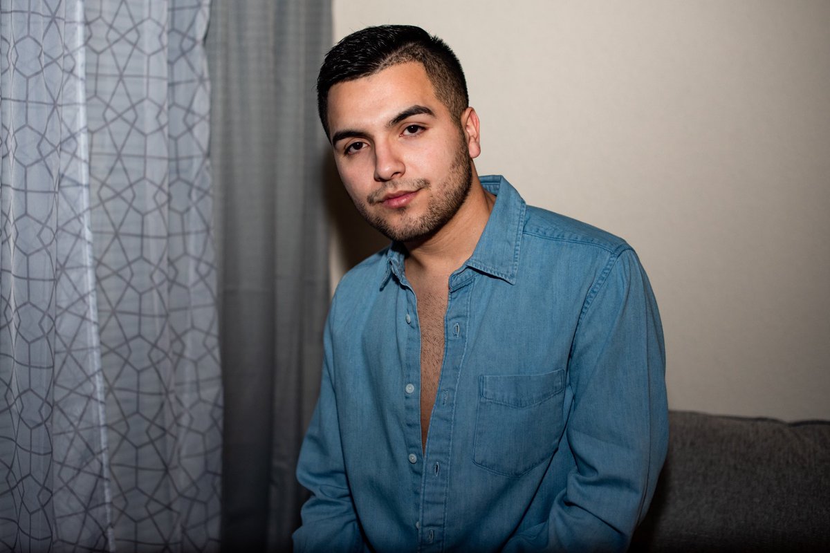 I love shooting in people’s homes! Gives a sort of comforting feel to the photos, especially if you’re also going for something a little seductive 😏 The same can be said for these photos of Jorge! 
.
.
.
#sexy #gayboy #gay #lgbt #photography #twink #charlottephotographer #clt