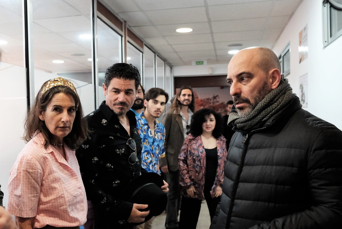 berridopelicula's tweet photo. En @Merkatelas encontrarás una de las mejores telas para confeccionar tus prendas, además de un excepcional servicio de asesoramiento. Muchas gracias por vuestra colaboración con el departamento de vestuario de esta película 100% malagueña. https://t.co/W6ioo6M3LK @ordoezjaime https://t.co/nm319NG1Gm