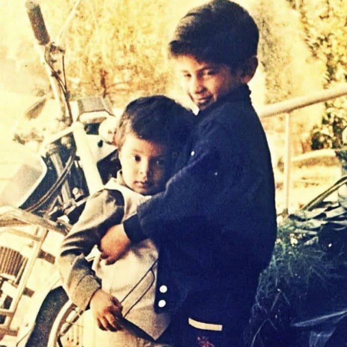 DQPMOFFICIAL's tweet photo. Little Brothers❤️😎
@dulQuer & @maqbool_salmaan
#dulquer #dulquersalmaan #maqboolsalmaan #followandfollowbackdulquerfans #followingdqpromopage https://t.co/FoZPPzofzX