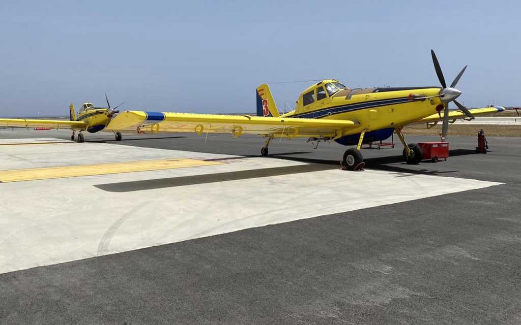 2 US-made air tractors arrived at Larnaca airport following a leasing agreement with a Spanish company
Air tractors are being included in 
 #rescEU 🇪🇺which allows the government to recoup, through EU funding, 75 per cent of the €1.68m cost of leasing them
cyprus-mail.com/2020/05/18/ext…