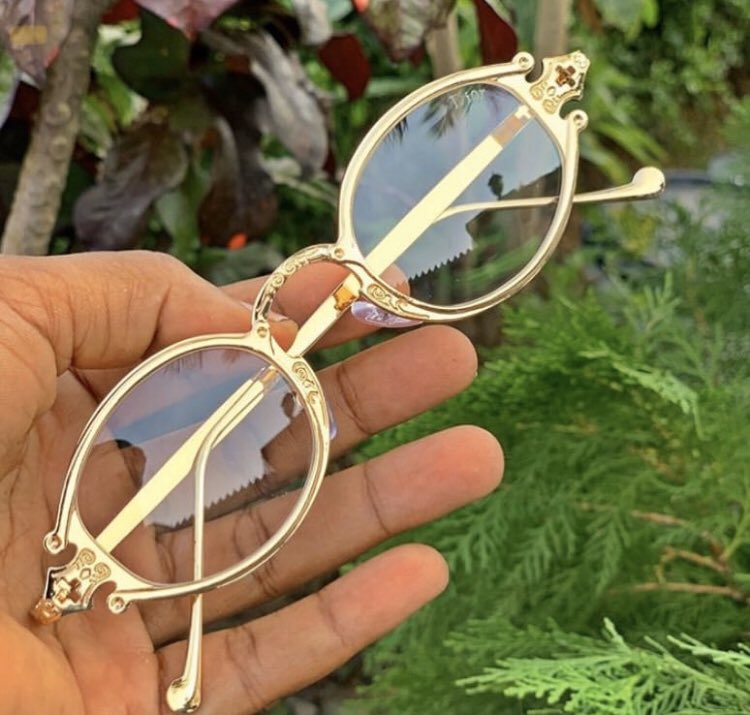 Damn, he sure pulled it off and we love itt!!! Glasses now available in the store!!Price: 4000Gold and Silver available We deliverPls help Rt and send a Dm to order 