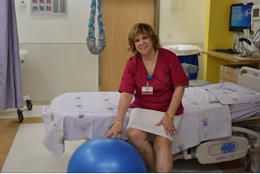 Shaare Zedek is happy to once again offer tours of our delivery rooms. Please join us Mondays at 16:00 or Tuesdays at 17:00.
Each participant will receive a personal hygiene kit and the parking is free. 
Please register in advance by calling 📞 02-5645234