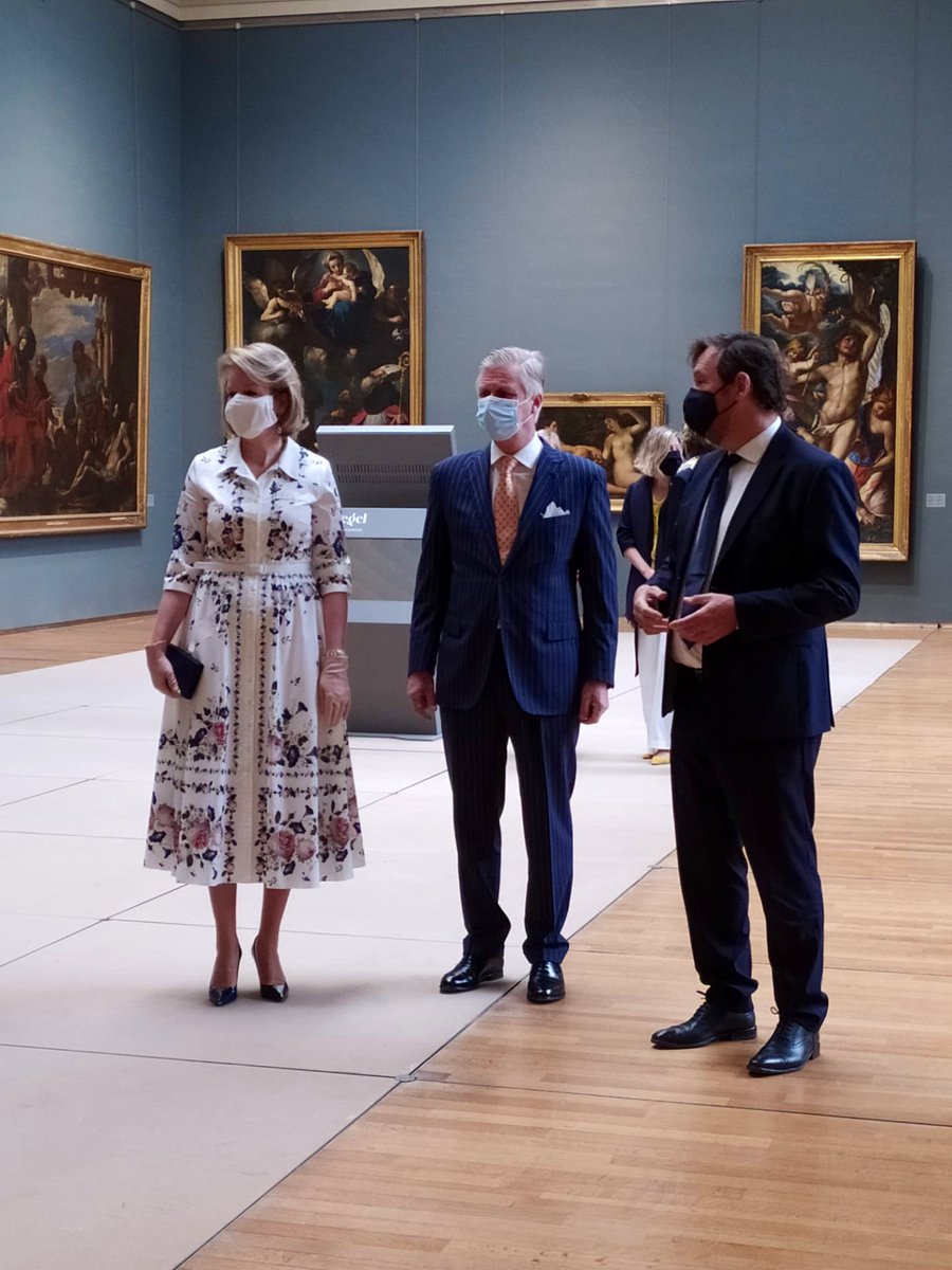 FineArtsBelgium's tweet photo. We are honoured to welcome Their Majesties the King and Queen as our first visitors at the Old Masters Museum after the reopening!

@MonarchieBe @DavidClarinval #Museumsareopen https://t.co/0t1bCDJt2S