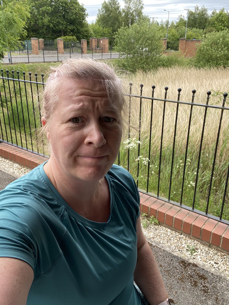 Teambuckle's tweet photo. Yesterday training went back on track and Monday long Row day. Pop a film on and go. Nice steady state for the duration.π #BRVC20 @BritishRowing #inowhavesomefocus #Isolationtraining https://t.co/srlUm82snE