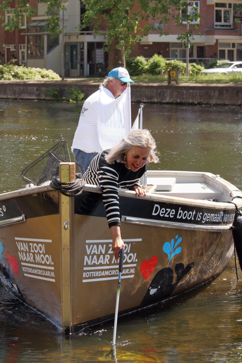 We kicked off the week yesterday with team Rotterdam also being back on the waters for some Plastic Rescue action!✨