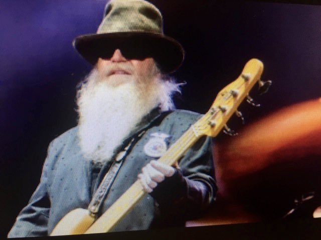 Happy birthday to Dusty Hill of ZZ Top Tod... 71 