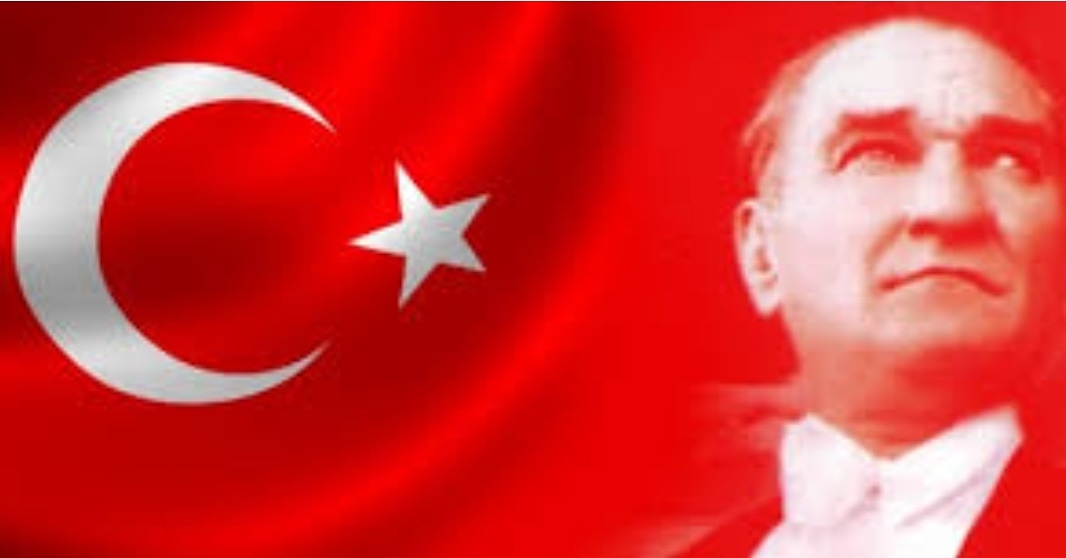 Geleceğin teminatı olanların,  karanlıkları aydınlığa çıkaracak olanların,  bizlerin yani gençlerin bayramı 19 MAYIS ATATÜRK'Ü ANMA GENÇLİK VE SPOR BAYRAMIMIZ KUTLU olsun 🇹🇷🇹🇷