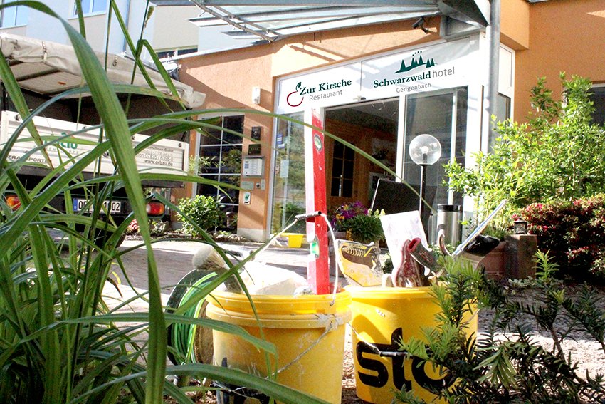 Bald ist es geschafft – der Enspurt unserer Umbauarbeiten beginnt! 💪  Wir sind voller Vorfreude auf die Fertigstellung und können es kaum erwarten, unsere Türen wieder für Besucher öffnen zu können. 😍 Über alle Neuigkeiten halten wir Sie weiterhin auf dem Laufenden!