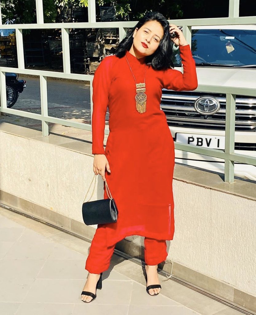 InderKOfficial's tweet photo. Hii Twitter family 🥰
Kive o ji sare... 🙂 https://t.co/wKuOR9piNJ