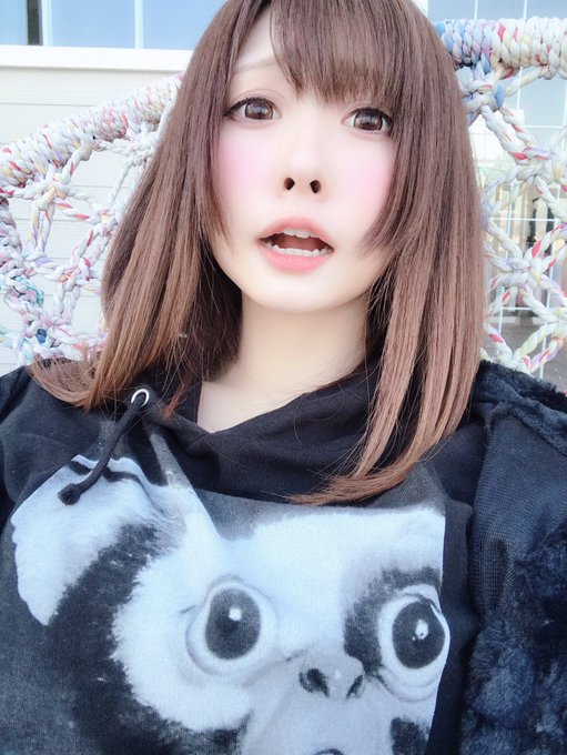 Twitterのコスプレ画像3