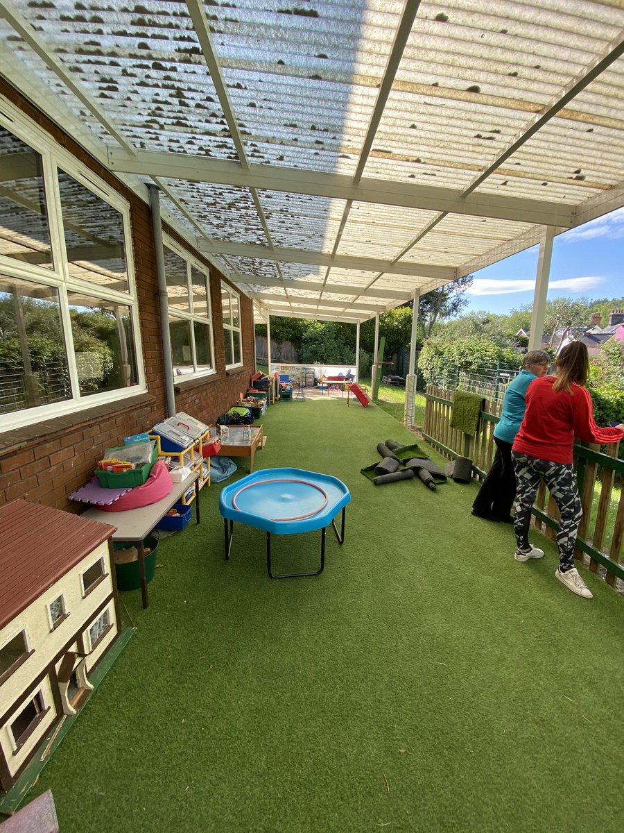 WatersidePA's tweet photo. A project planning meeting this morning. Looking forward to see our new early years and year one areas develop over the next couple of weeks. #ProjectOutdoors https://t.co/wHAV9nyK9m
