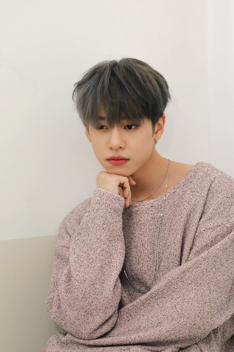 AB6IX tweet media