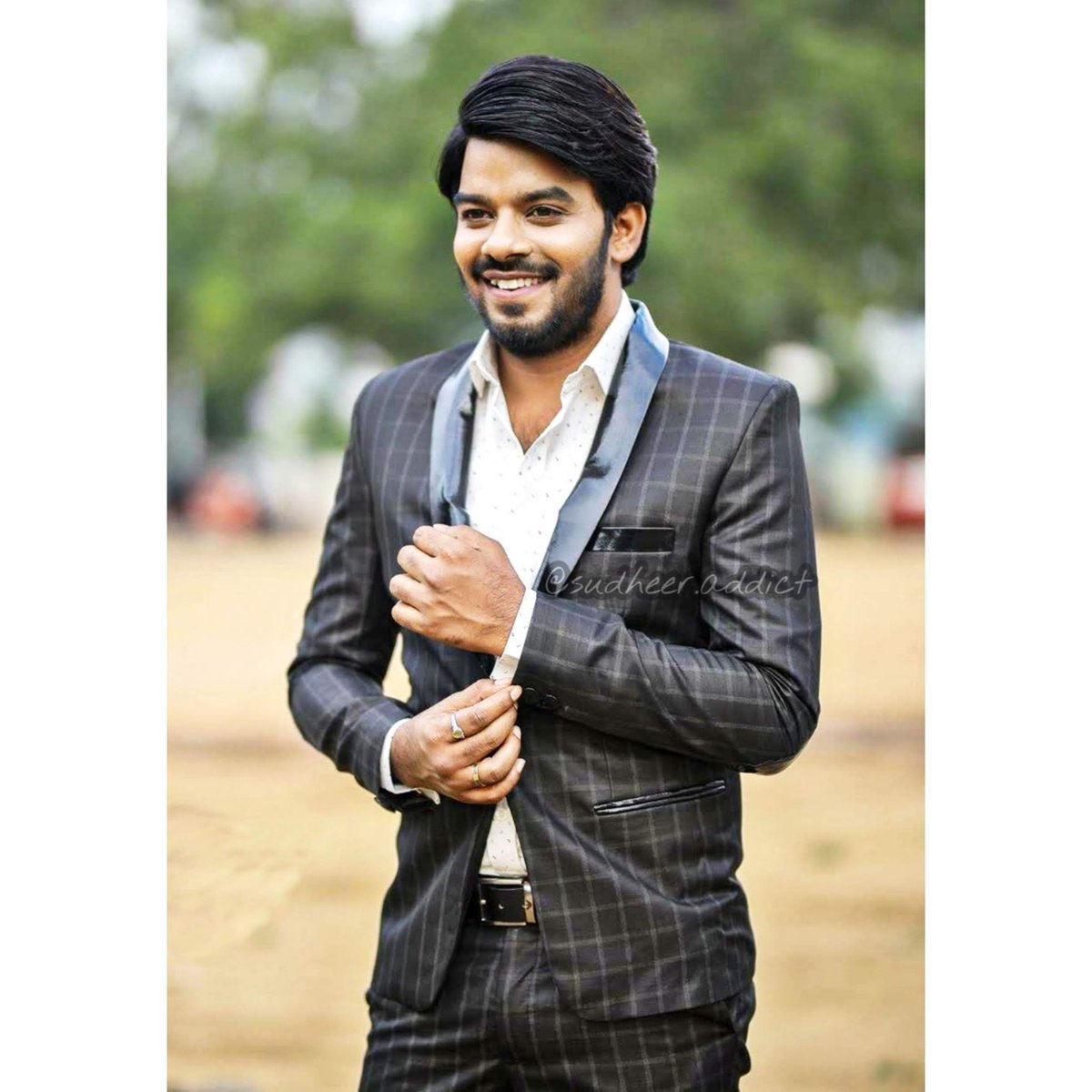 SudheerAddict's tweet photo. #HBDSudigaliSudheer #SudigaliSudheer @sudheeranand https://t.co/N4wYB2Ooa7