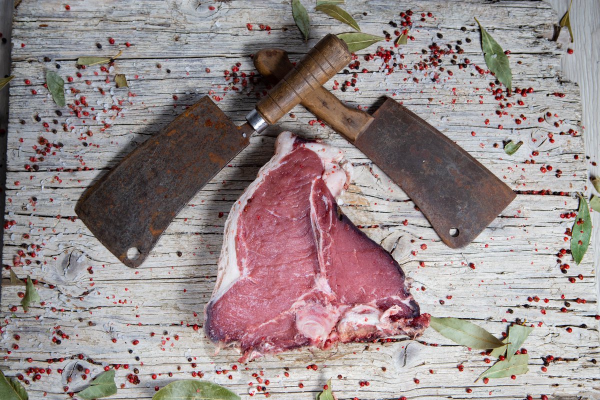 stagionello's tweet photo. #meatquality improvement indexes through the "#maturation" process with  systems and innovative pH-controlled maturation #methods, the #cuomomethod.
👉https://t.co/TJg7NE843x https://t.co/2D6tBTfgzF