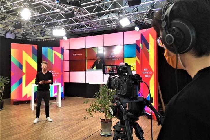 MCB_Berlin's tweet photo. ▶️ PLAY IT AGAIN! Alle Videos der #MCBRemote sind online! Zu finden unter den einzelnen Sessions: https://t.co/kGpBqoosXp https://t.co/GYMTullNj7