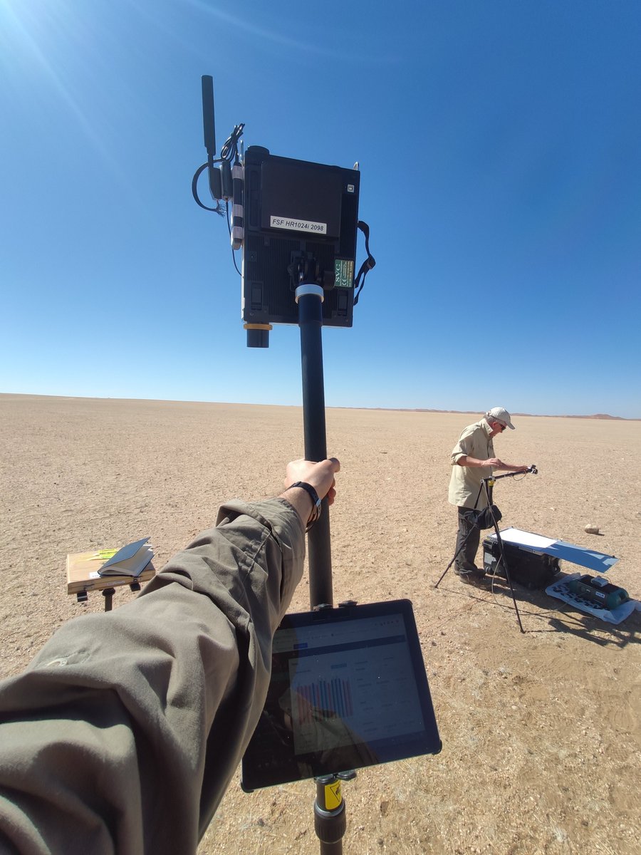 NERC_FSF's tweet image. Back in March FSF and @NPL headed to @GobabebRSH in #Namibia to conduct some preliminary fieldwork for #RadCalNet and #Hypernets Horizon 2020 satellite calibration sites. Read about everything we got up to here: fsf.nerc.ac.uk/news/Gobabeb.s…  #spectroscopy @NCEOscience @NERCscience