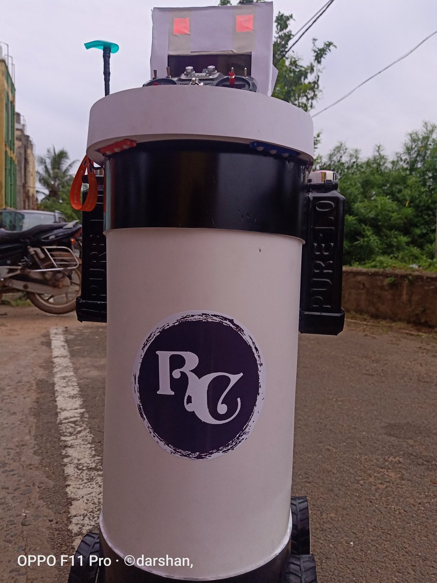 CVRGI_Twitt's tweet photo. We have designed a multipurpose service robot named as SAVIOUR.
Saviour is designed to serve COVID affected people in hospitals, quarantine centres and containment zones. It serves the infected people without risking the lives of Nurses, Doctors, Police and other volunteers. https://t.co/Bp92SXvpOO