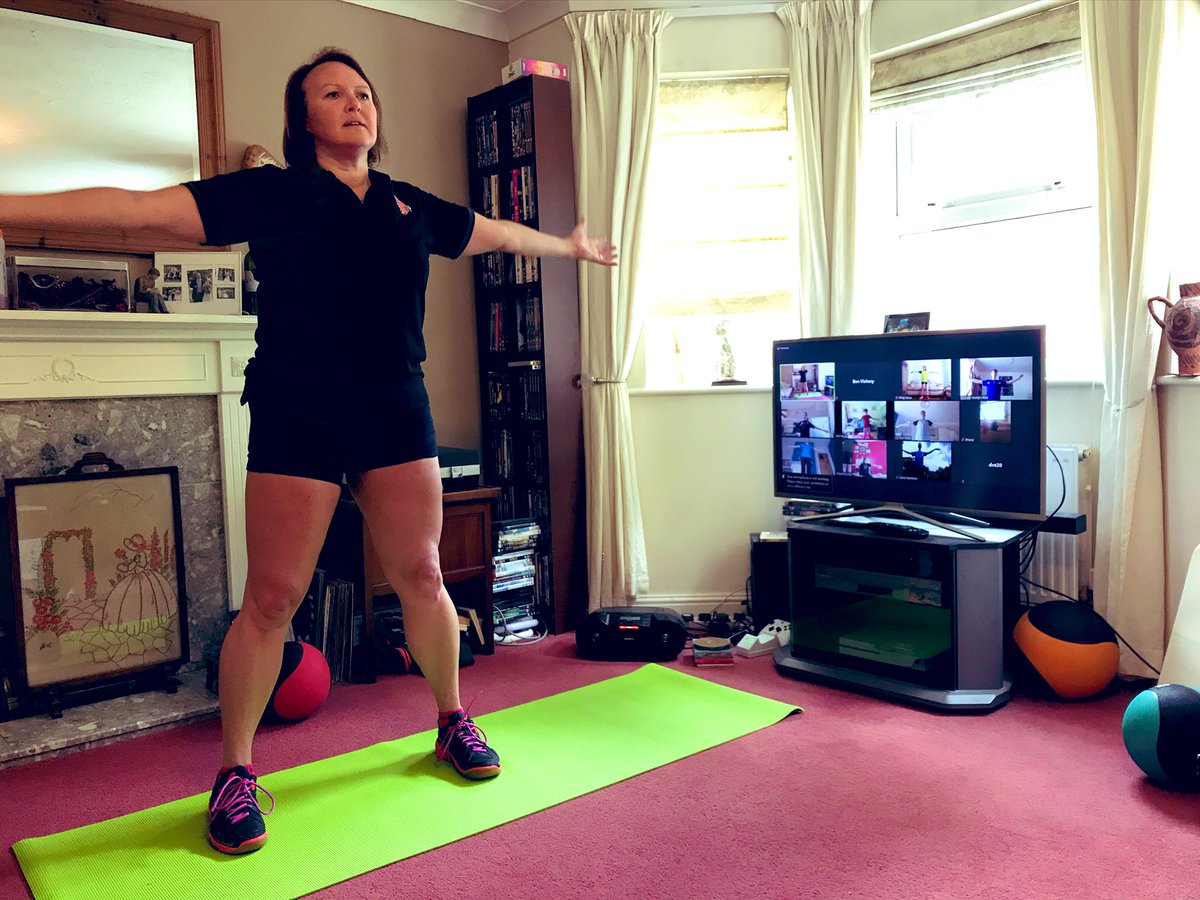 the_nwbp's tweet photo. Wednesdays 9.30am &amp; Saturdays 10am. Strengthening &amp; footwork drills. Contact us to join in. 🏸🙂 #BEatHome @BadmintonEnglnd @BE_South @FZFORZAUK @ChipSportPart @WiltsSport #StayAlert #StayHomeSaveLives #MentalHealthAwarenessWeek #lockdown2020 #TuesdayMotivation https://t.co/fkXSTeIuro
