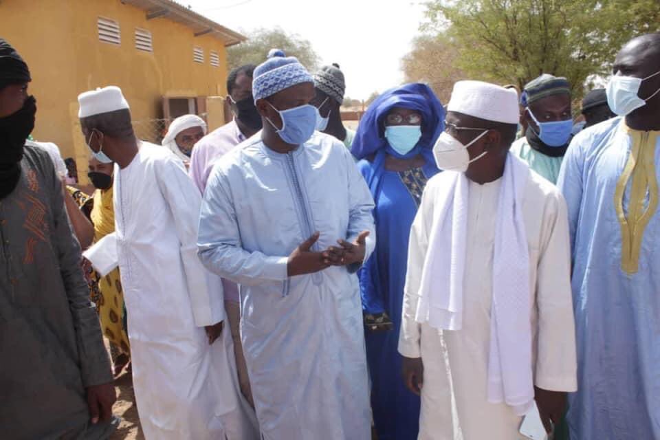 DeEmergence's tweet photo. 🇸🇳 LUTTE CONTRE LE COVID19 🇸🇳 
          ALIMENT DE BÉTAIL 

🇸🇳 Le Ministre de l’élevage et des productions animales M.SAMBA NDIOBÈNE KA , pour une répartition juste, équitable et inclusive. https://t.co/yBFd2nsJQc