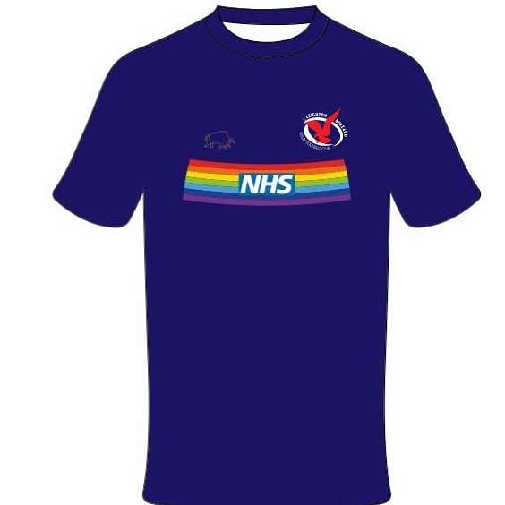 buzzardrugby's tweet image. 🌈 NHS CHARITY T-SHIRTS 👕

We are all proud of the hard work being done by those in the NHS.

We have commissioned these T-shirts and polo shirts to show our support. 

For each shirt sold, a £5 donation will be made to NHS Charities.

leighton-buzzard-rfc-bar.square.site/shop/shop/4 

#feelthebuzz