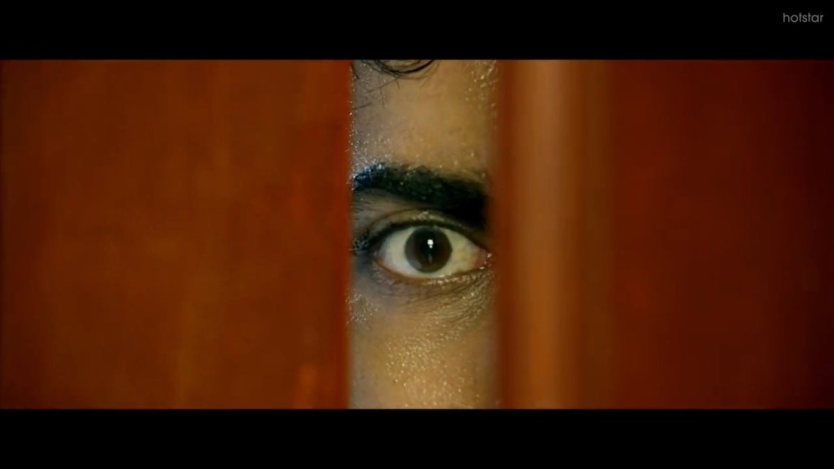 Suriya's eyes appreciation thread - I mean I had watched Vaaranam Aayiram a hundred times and the amuses with his performance are not an unusual thing. But, 24 is the only recent film that exploited his strengths to the maximum. Just Look at the weightage given for his eyes!