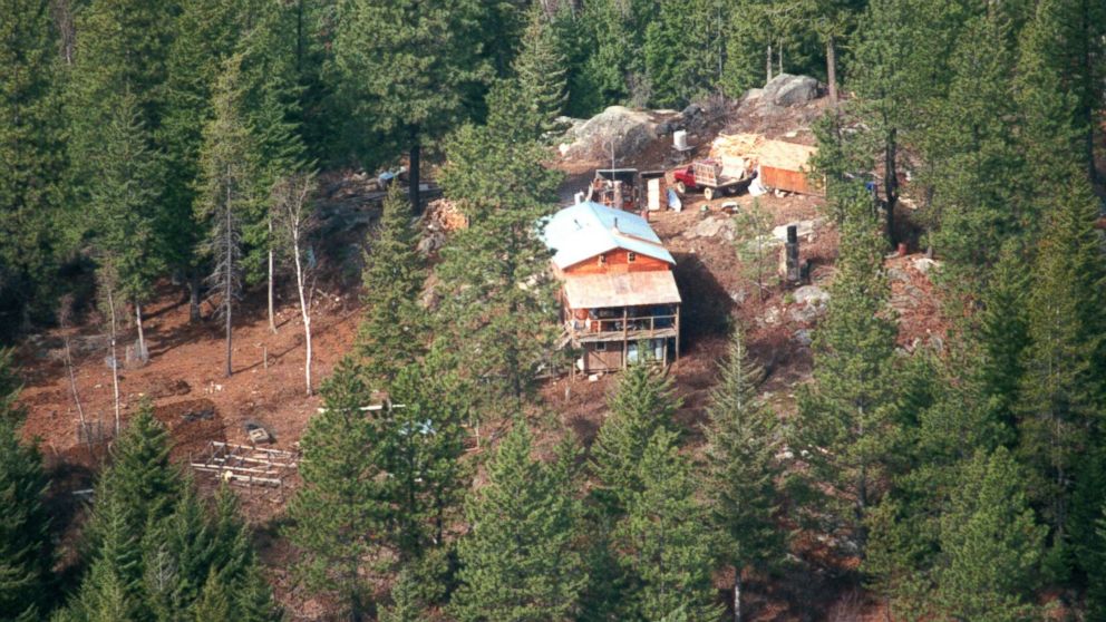 As I& #39;ve written about before, the terrible tragedies in Ruby Ridge and Waco play into the construction of this alternate reality.Government incompetence and malfeasance is turned into proof of a tyrannical government that& #39;s supposedly a New World Order front.26/