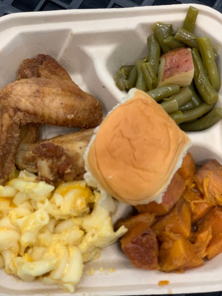 AchievementPrep's tweet photo. It’s a beautiful day at #APrep & today is the last day for the following events:
1) #FeedOurPeople
2) Q4 workbook materials drop off
3) 3rd-grade promotion certificate pick-up
4) 8th-grade virtual graduation material pick-up
we are excited to see all of you today from 1pm-5pm https://t.co/HNHxzcyzbm