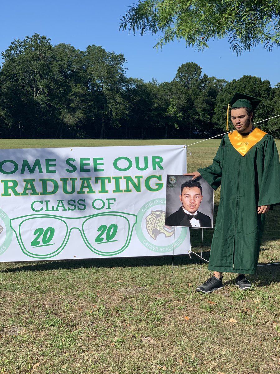 #APRclassof2020 #capandgownday