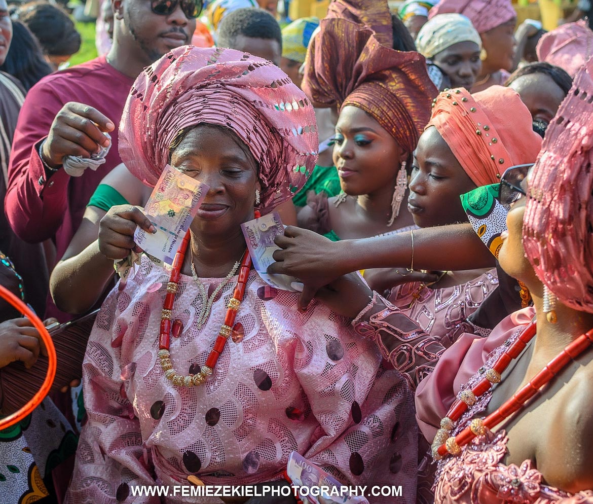 A party  becomes the party with money
#StashStockParty #StayHomeStaySafe #Pakistan #party #Covid_19  #2020Vision #Nigeria #nigerianweddings #nigeriaparty #loveweddings #Ventura2020 #asoebistyle @loveweddingsng @BellaNaijaWed #MoneyHeist @Bigjohnydatalk1 @yungy05 @the_omole