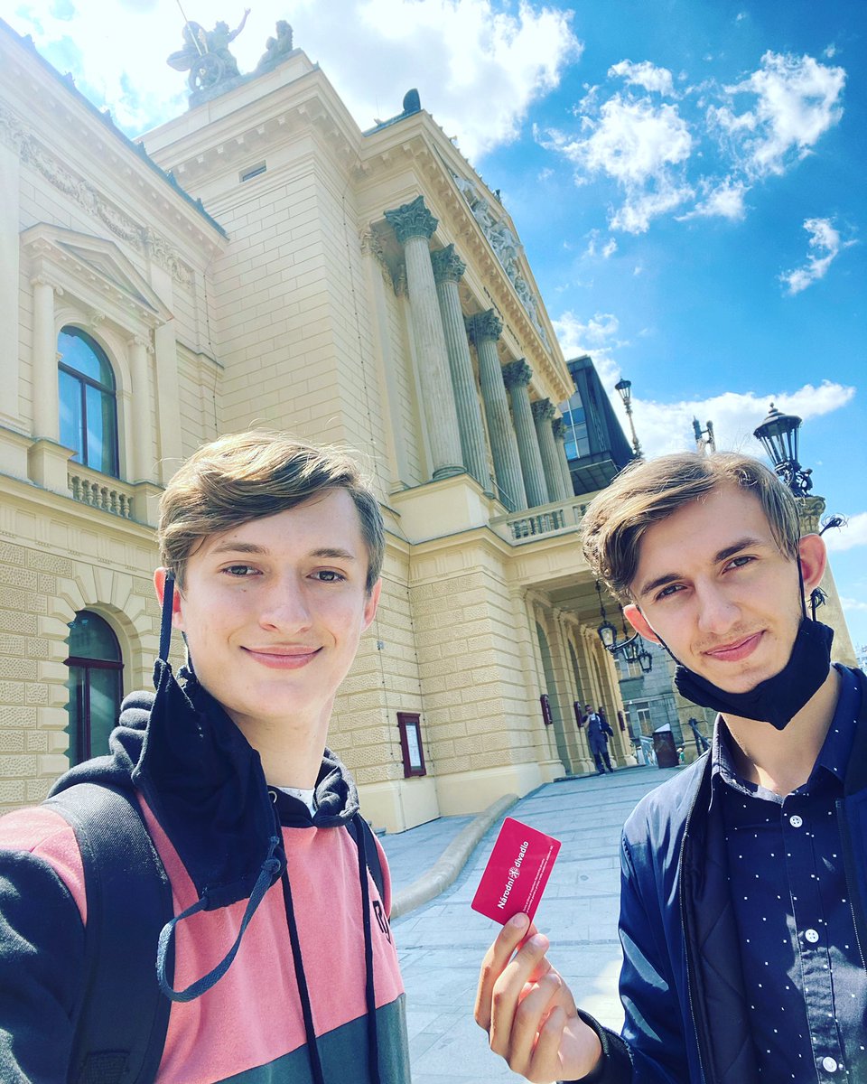 hradecti's tweet photo. Dnešní první zkouška ve Státní opeře je úspěšně za námi!😄 #opera #statniopera #praha #prague #music #brothers #czech https://t.co/gv08Al7Es5