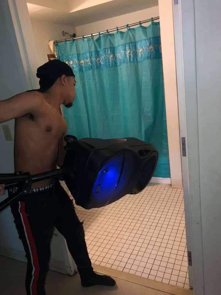 ℒ𝓊𝒸𝒾𝒻𝑒𝓇 😈😏💦 on Twitter "Nobody Me iight Ima Take A Shower 🧼…