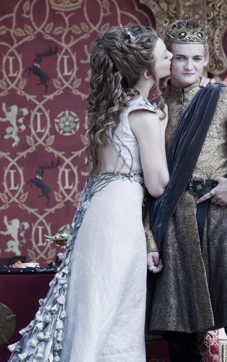 The material of the dress was used to make two other iconic dresses: dark Sansa’s dress, which Sansa wore in 4x08, and the wedding gown Margaery wore in 4x02, when she married Joffrey