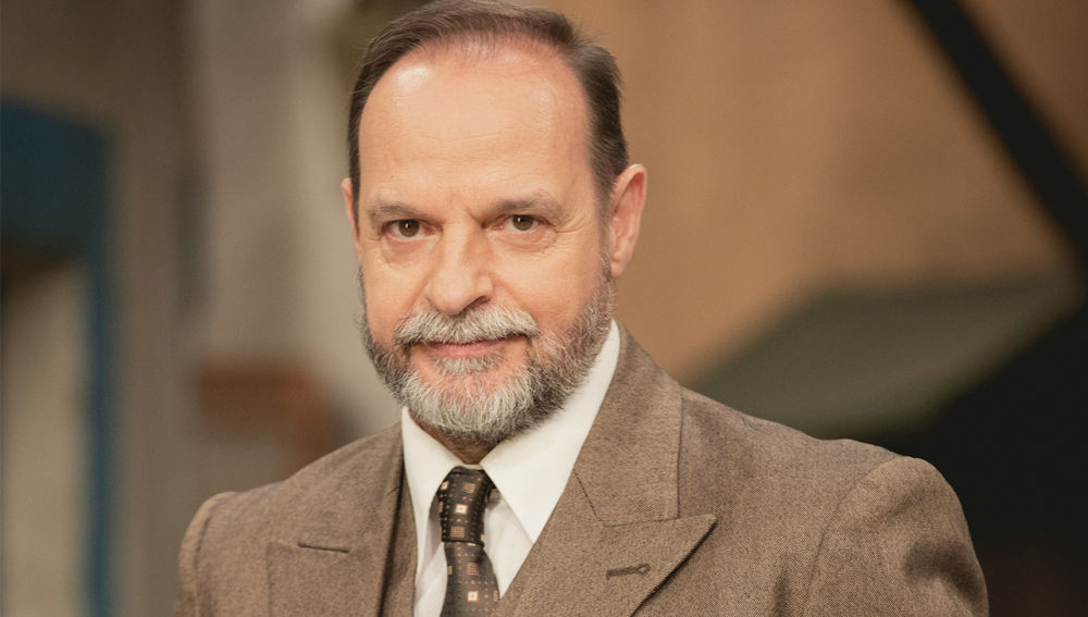 lapropuesta_web's tweet photo. .#ENTREVISTA Analizamos con #RamónIbarra el final del @esdpv y la despedida de su personaje #Raimundo en 👉🏽 https://t.co/fsha6jQsRC por @dfraile1978 @grupoboomerang #ElSecretodePuenteViejo https://t.co/hrWpJhscNA