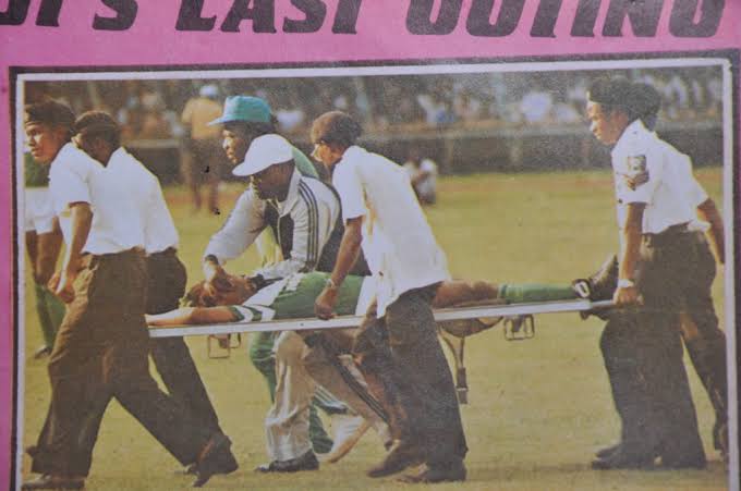 His Club still didn't like it but he still persisted.On the 12th of August 1989..."Nigeria vs Angola" in Lagos...It happened!On the 77th minute, "He Slumped And Never Got Up" and by the time he got to the hospital, he was dead!Autopsy showed he had a heart defect...