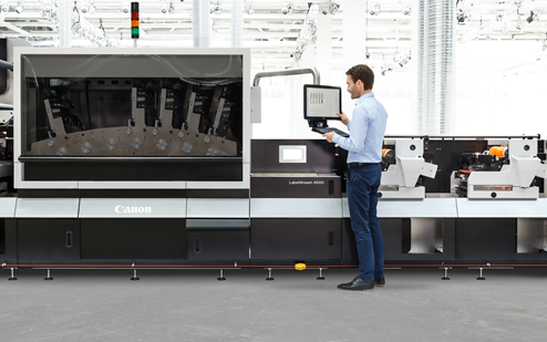 CanonProPrintFR's tweet photo. Canon annonce des mises à niveau importantes ainsi qu'une nouvelle configuration d'entrée de gamme pour sa presse numérique à étiquettes, la série #LabelStream 4000.
Pour en savoir plus : https://t.co/ZnS68cNozC #ProPrint #PresseNumérique https://t.co/QADvtvupKi