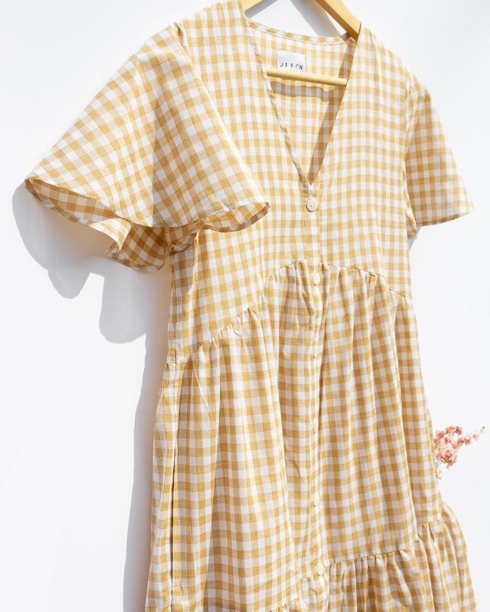 _thirdthoughts's tweet image. A dress that's comfier and far prettier than your trackies🌻
nudeethics.com/product-page/r…
#sustainablefashion #ethicalfashion 
#slowfashion