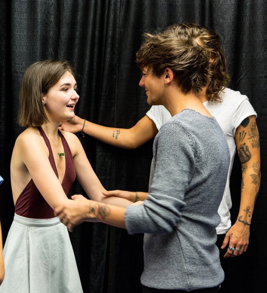 Louis Tomlinson being the softest with fans: a thread