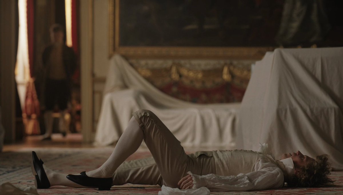 Whose house is this? Why does it look like a palace/ museum? This comes right after the scene Frank Churchill rescues Harriet at Emma's house. Maybe this is Mr Knightley at home. But why is he on the floor?